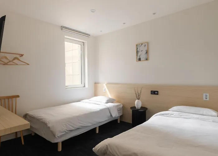 Hotel Unplug Anguk