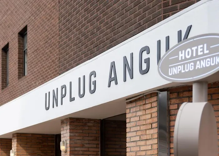 Unplug Anguk Hotel